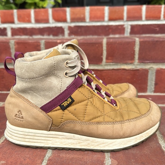 Teva Reember Commute Waterproof Boot FREE SHIPPING - Picture 11 of 13